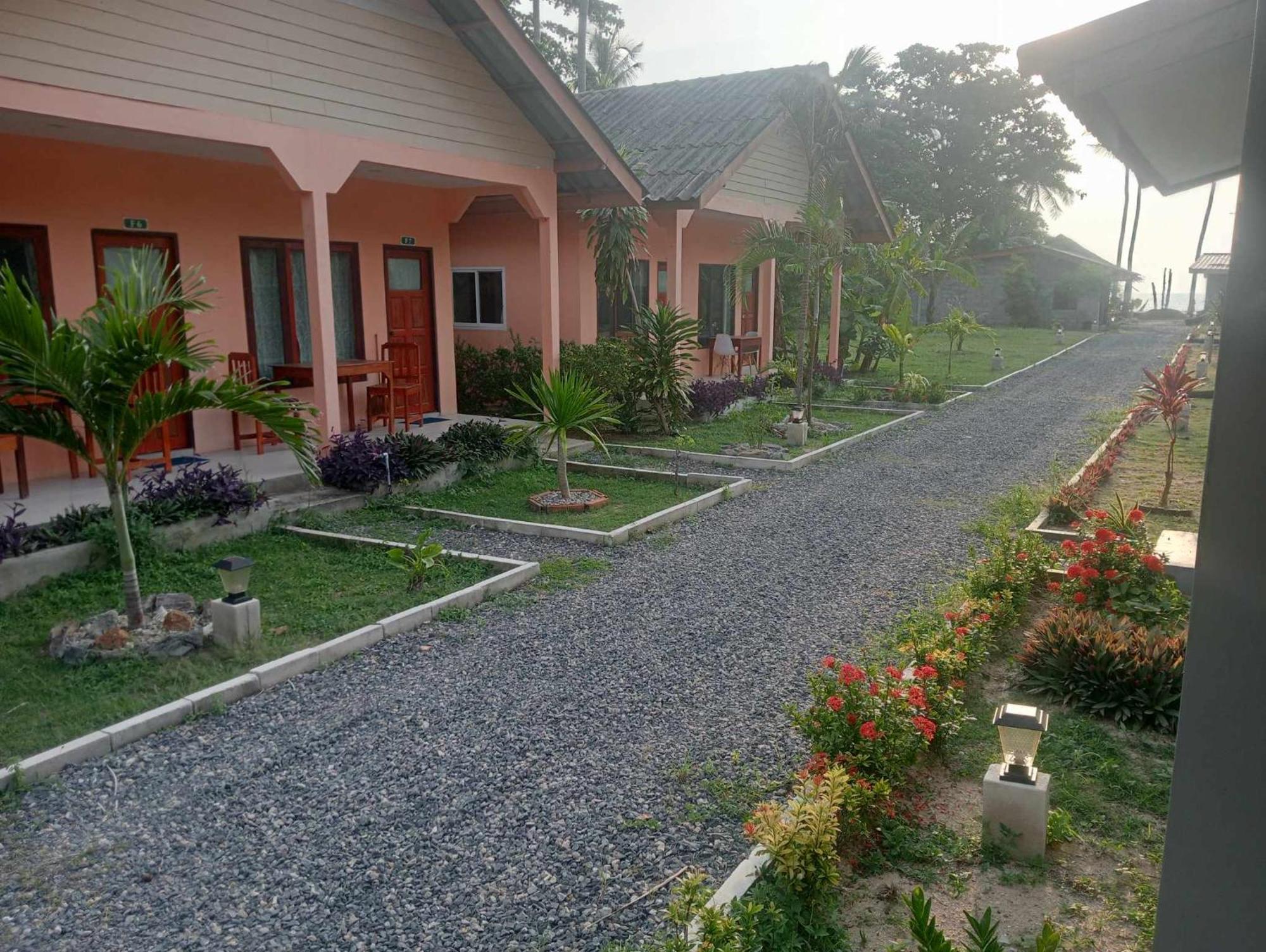 Scandinavian Beach Resort Koh Lanta Luaran gambar